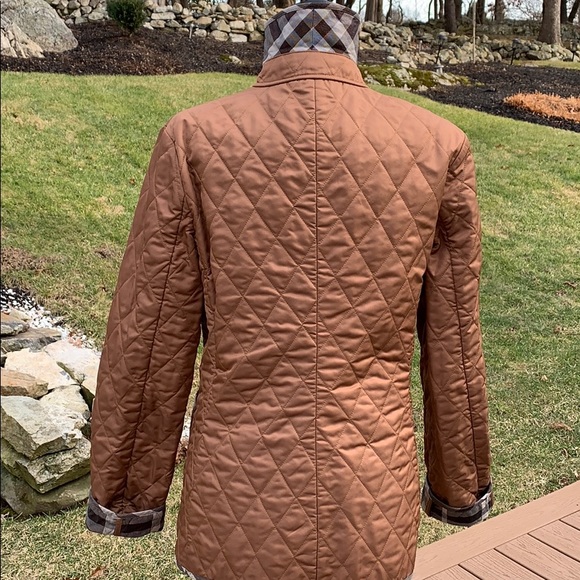 Beautiful Burberry Jacket Size S - Picture 4 of 7